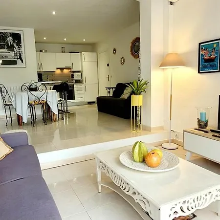 Large Family Apartment Near Lake And Skiing * Saint-Tropez